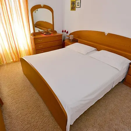 Sweet Apartment *